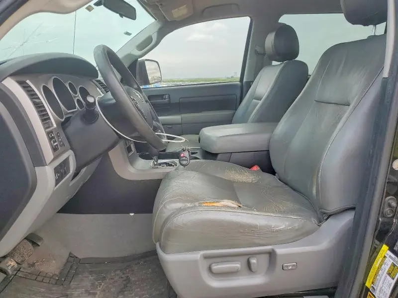 2010 TOYOTA TUNDRA CREWMAX SR5  