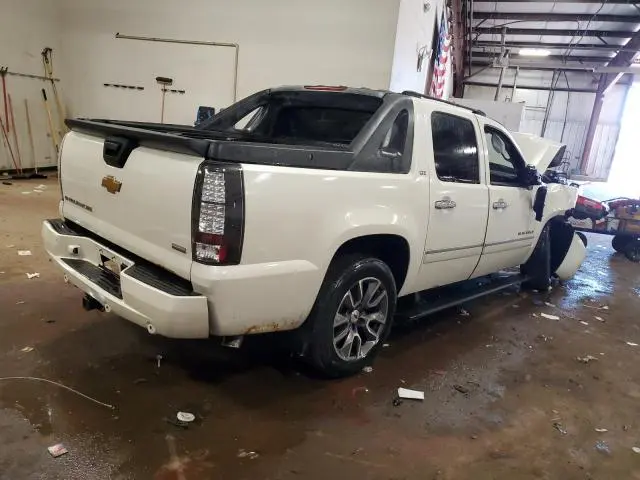 2010 CHEVROLET AVALANCHE LTZ  