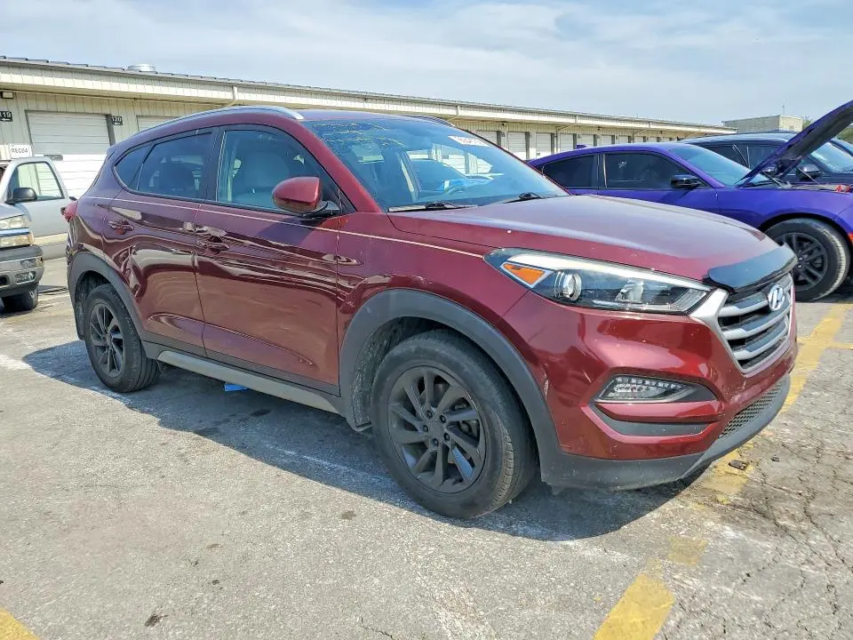 2017 HYUNDAI TUCSON SE  