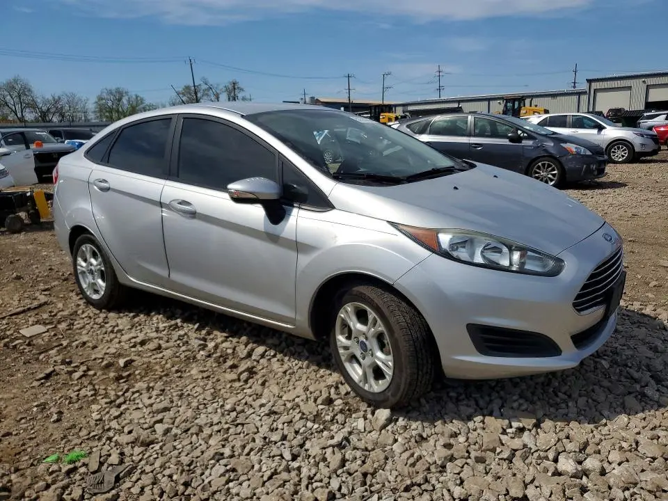2015 FORD FIESTA SE  