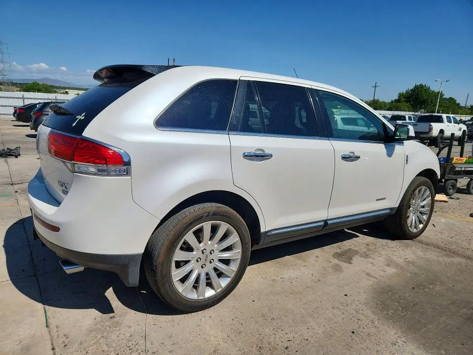 2011 LINCOLN MKX   