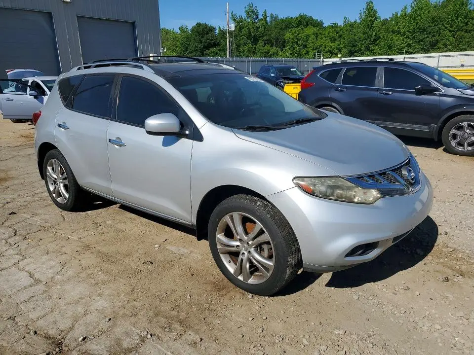 2011 NISSAN MURANO S  