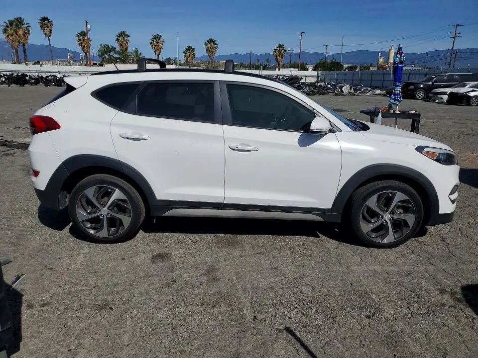 2017 HYUNDAI TUCSON VALUE  