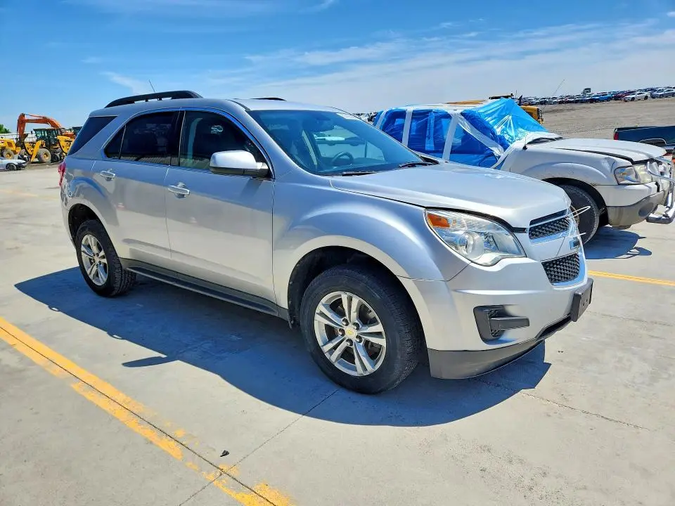 2010 CHEVROLET EQUINOX LT  