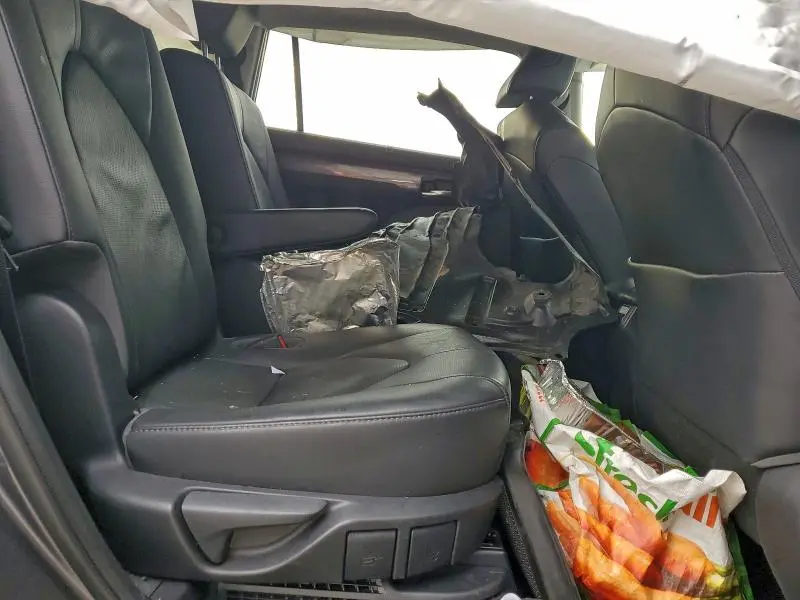 2020 TOYOTA HIGHLANDER HYBRID PLATINUM  