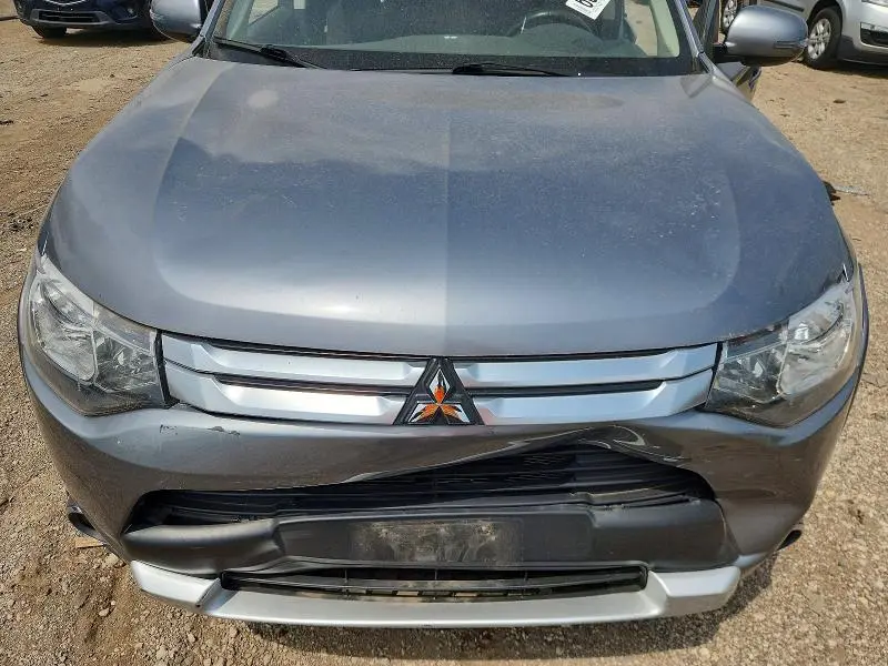 2015 MITSUBISHI OUTLANDER SE  