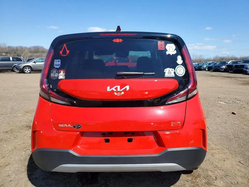 2025 KIA SOUL LX  