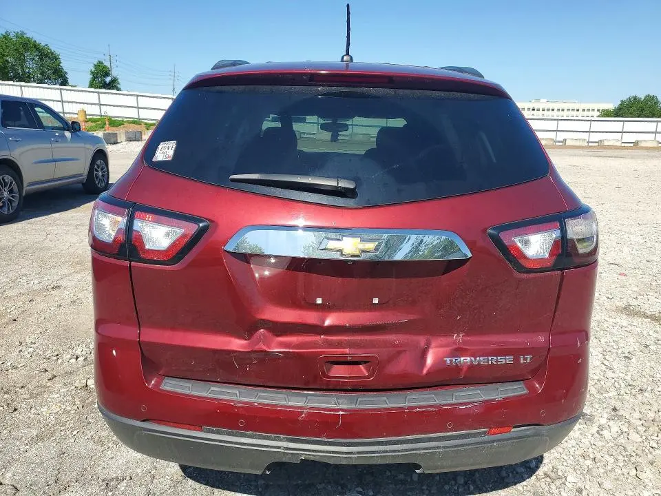 2015 CHEVROLET TRAVERSE LT  