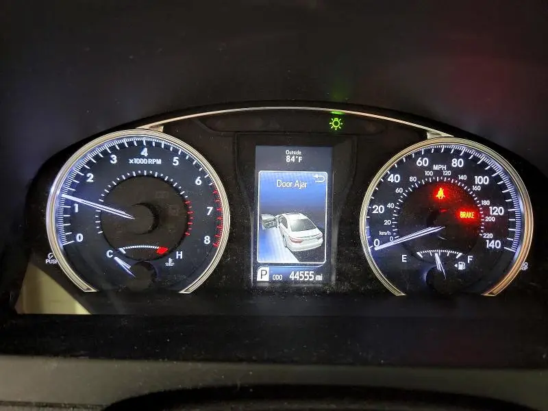 2017 TOYOTA CAMRY LE  