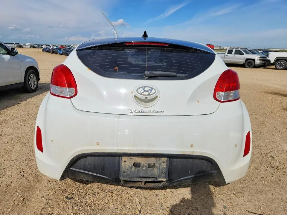2016 HYUNDAI VELOSTER BASE  