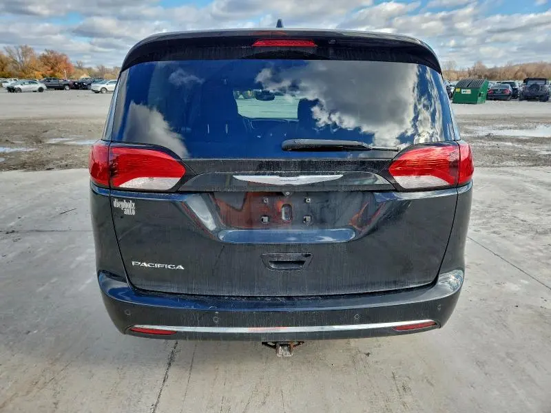 2017 CHRYSLER PACIFICA TOURING L PLUS  
