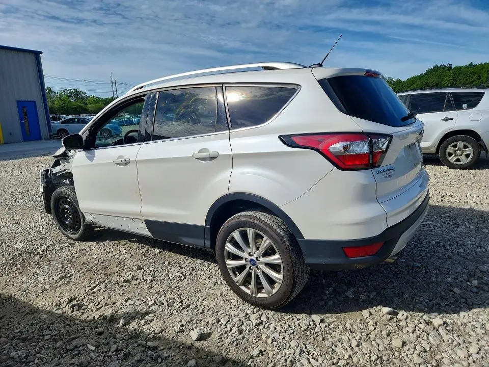 2017 FORD ESCAPE TITANIUM  