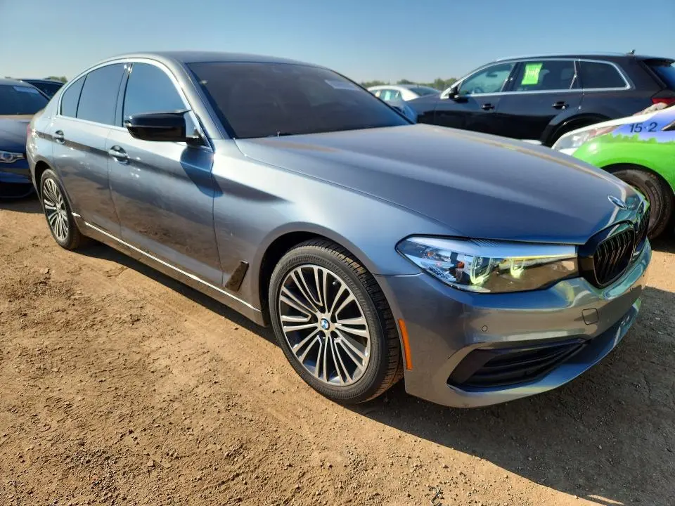 2019 BMW 530 XI  