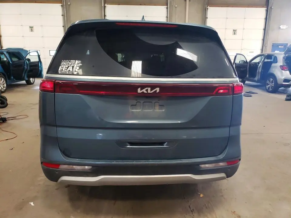 2022 KIA CARNIVAL EX  