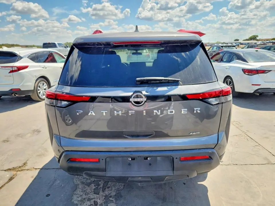 2022 NISSAN PATHFINDER S  