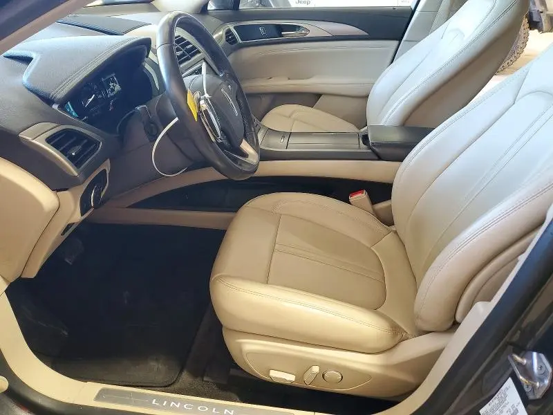 2017 LINCOLN MKZ   