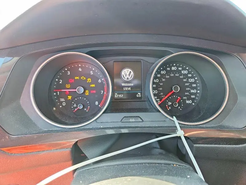 2020 VOLKSWAGEN TIGUAN SE  