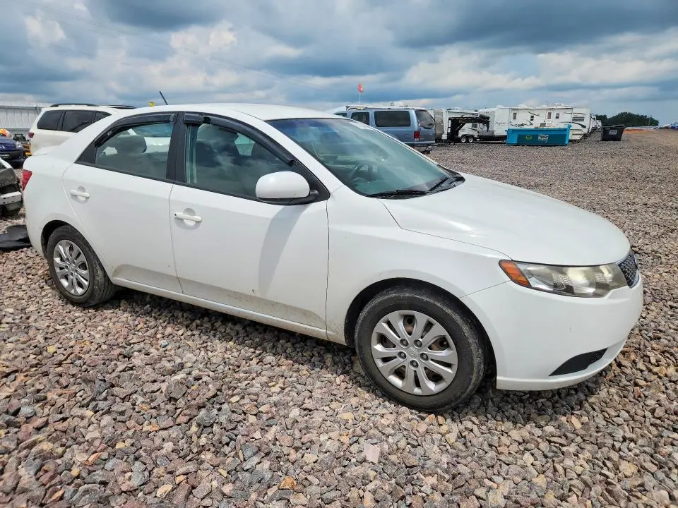 2013 KIA FORTE LX  