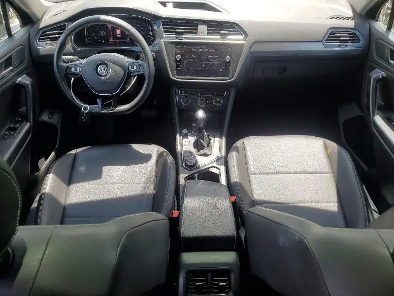 2021 VOLKSWAGEN TIGUAN SE  