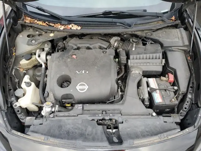 2011 NISSAN MAXIMA S  