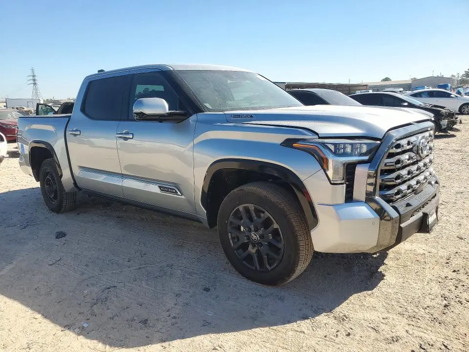 2026 TOYOTA TUNDRA PLATINUM HV  