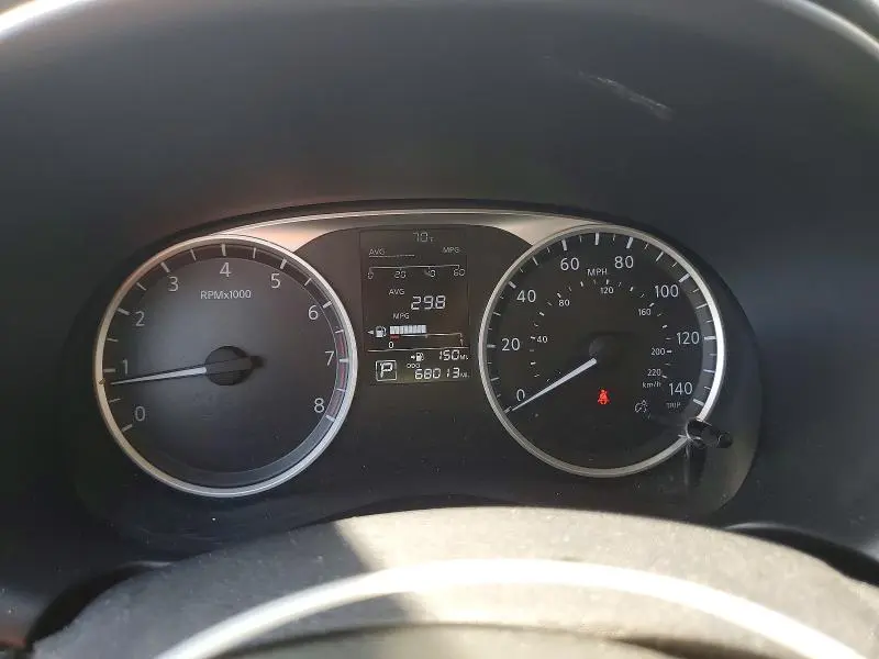 2019 NISSAN KICKS S  