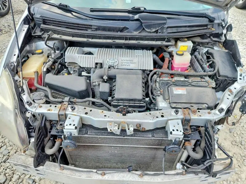 2013 TOYOTA PRIUS FIVE  