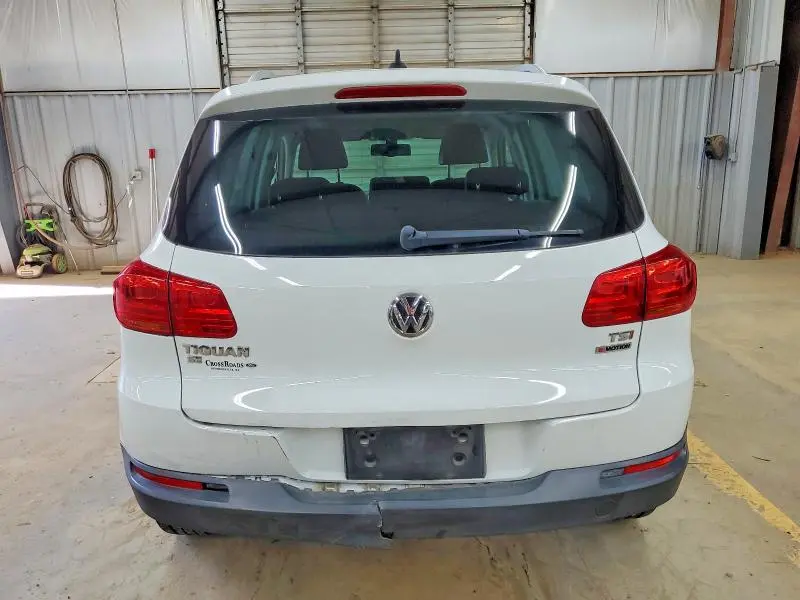 2016 VOLKSWAGEN TIGUAN S  