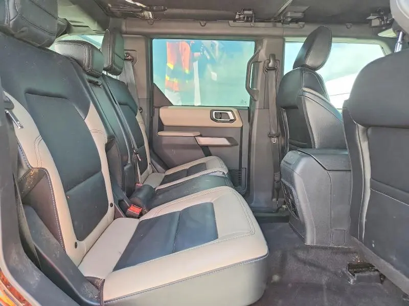 2023 FORD BRONCO BASE  
