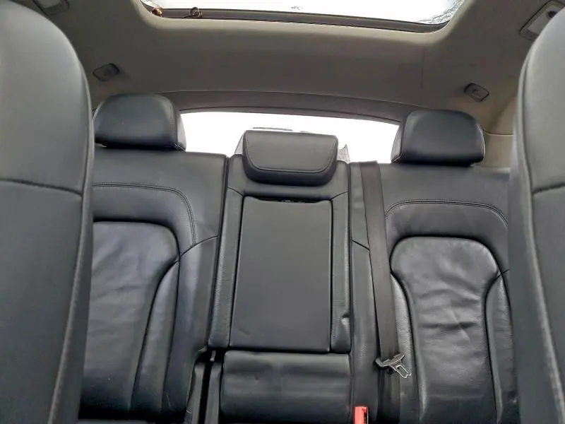 2011 AUDI Q5 PREMIUM  