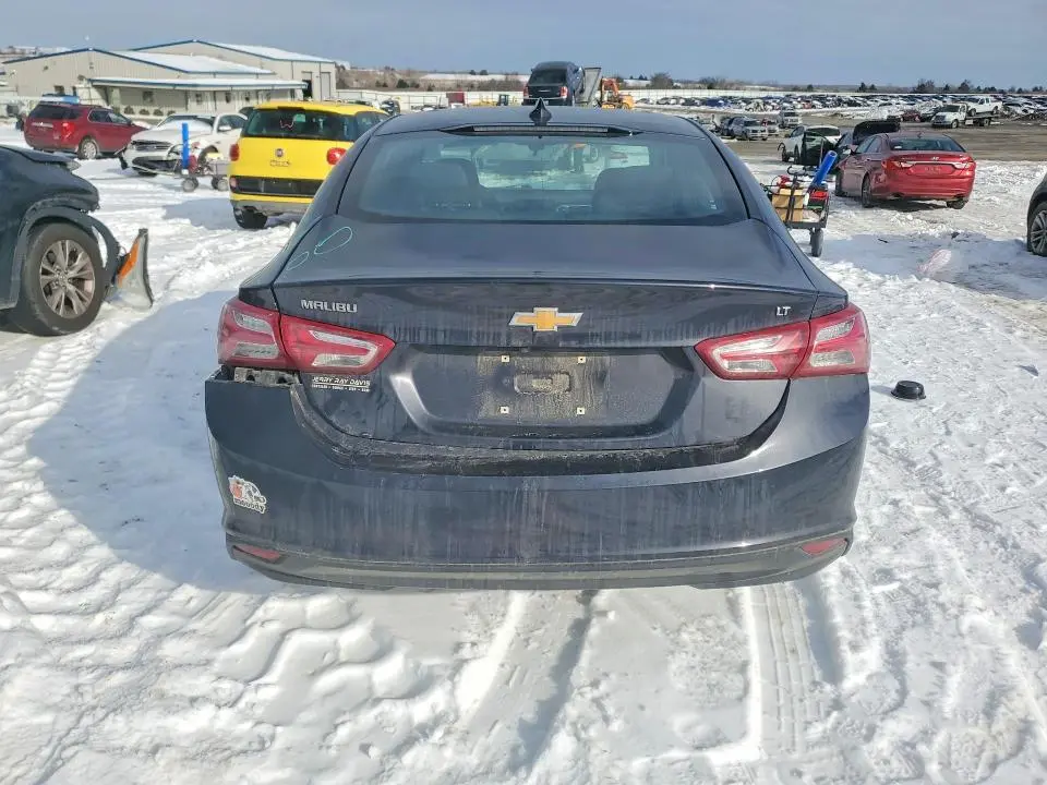 2022 CHEVROLET MALIBU LT  