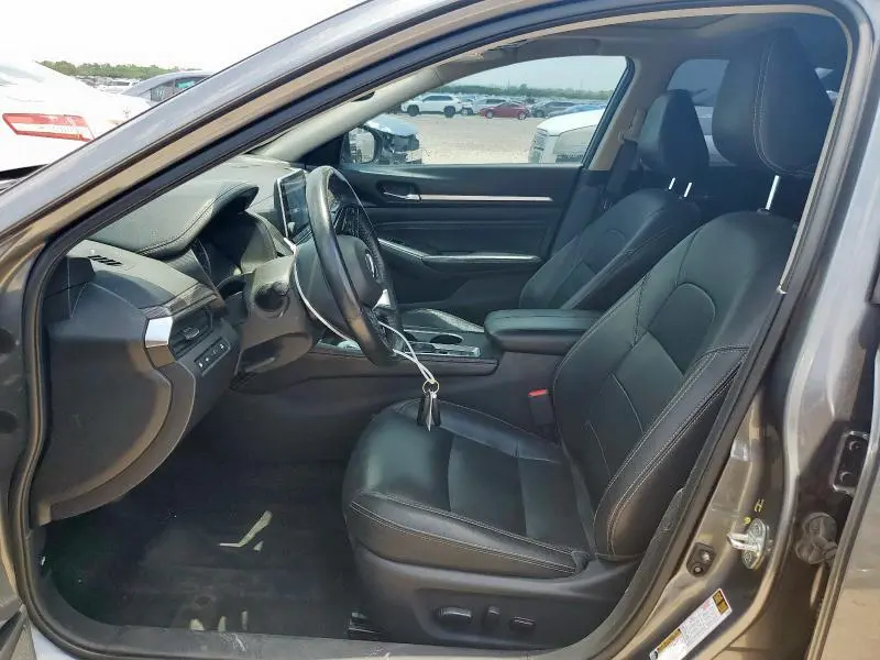 2019 NISSAN ALTIMA SL  