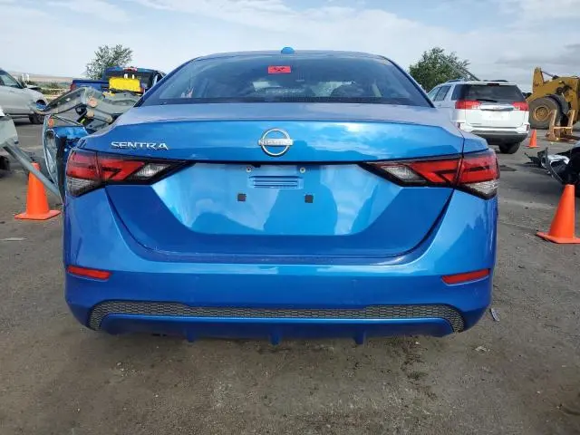 2025 NISSAN SENTRA SV  