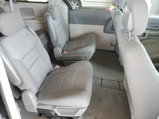 2010 CHRYSLER TOWN & COUNTRY LX  