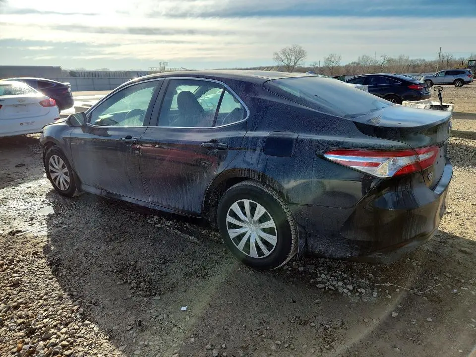 2019 TOYOTA CAMRY L  