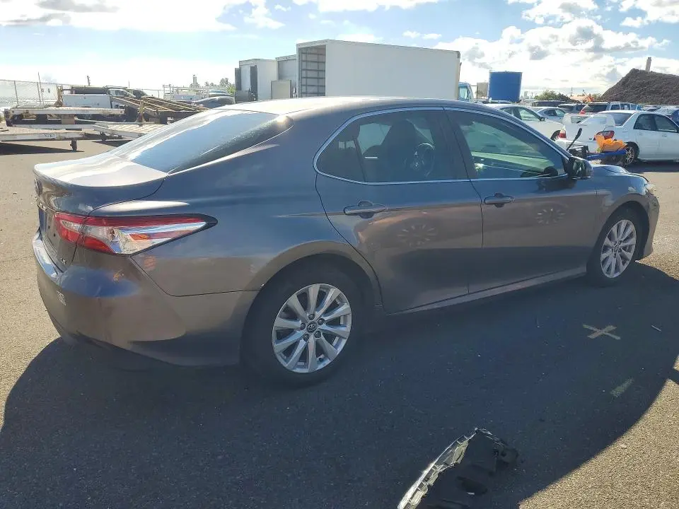 2020 TOYOTA CAMRY LE  