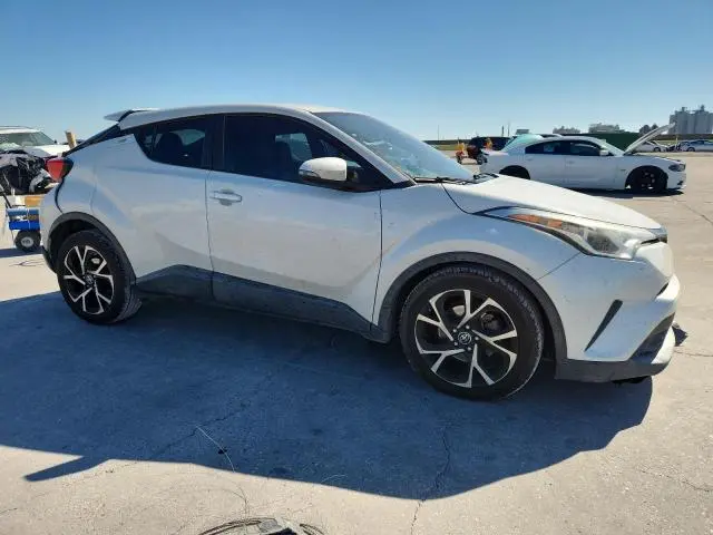 2018 TOYOTA C-HR XLE  