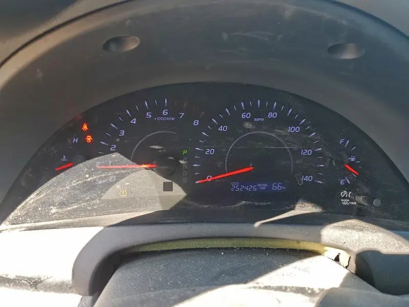 2011 TOYOTA CAMRY BASE  