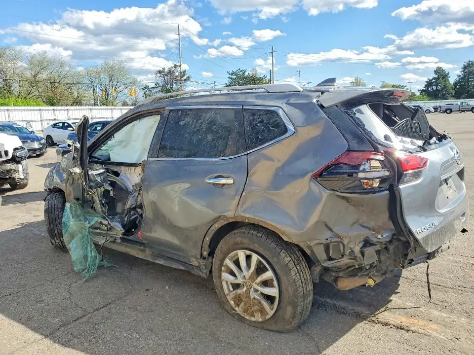 2018 NISSAN ROGUE SV  