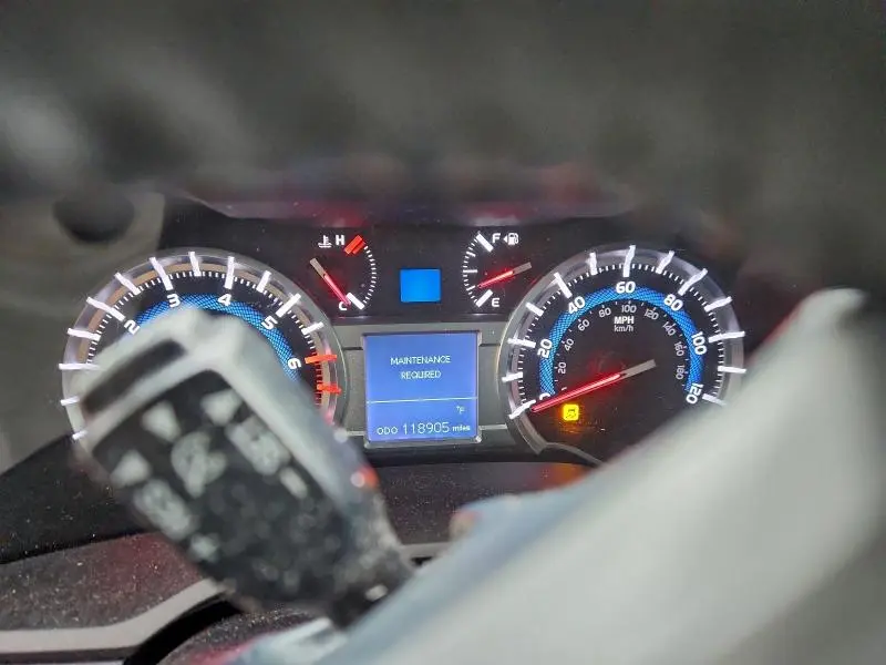 2014 TOYOTA 4RUNNER SR5  