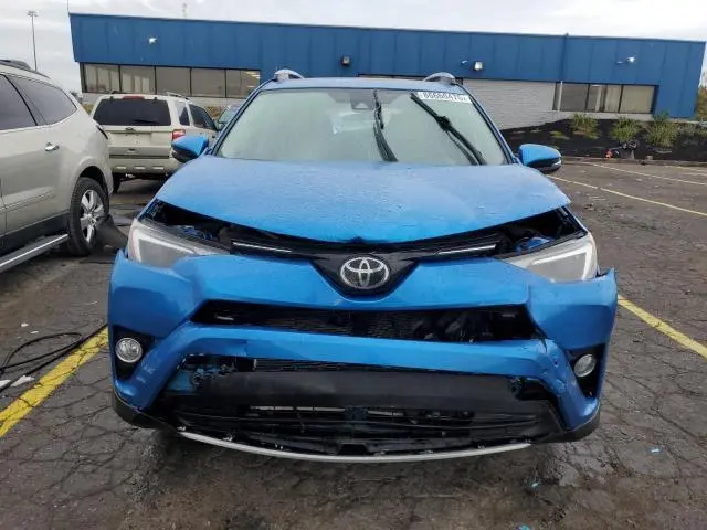 2017 TOYOTA RAV4 XLE  