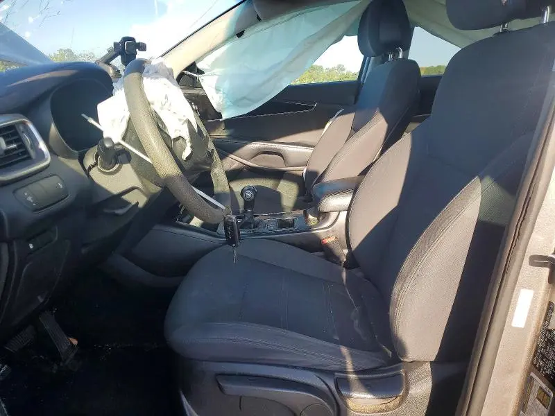 2016 KIA SORENTO LX V6  