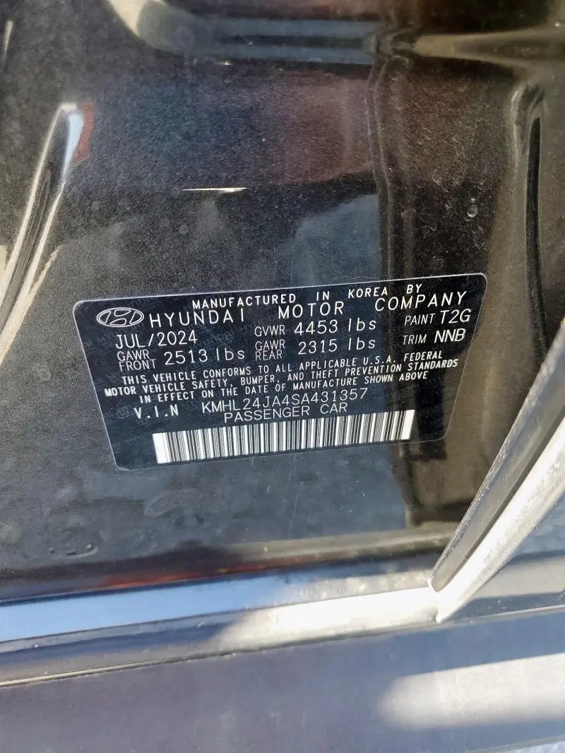 2025 HYUNDAI SONATA SE  