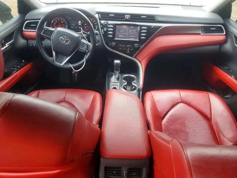 2018 TOYOTA CAMRY XSE  