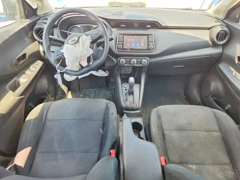 2023 NISSAN KICKS S  