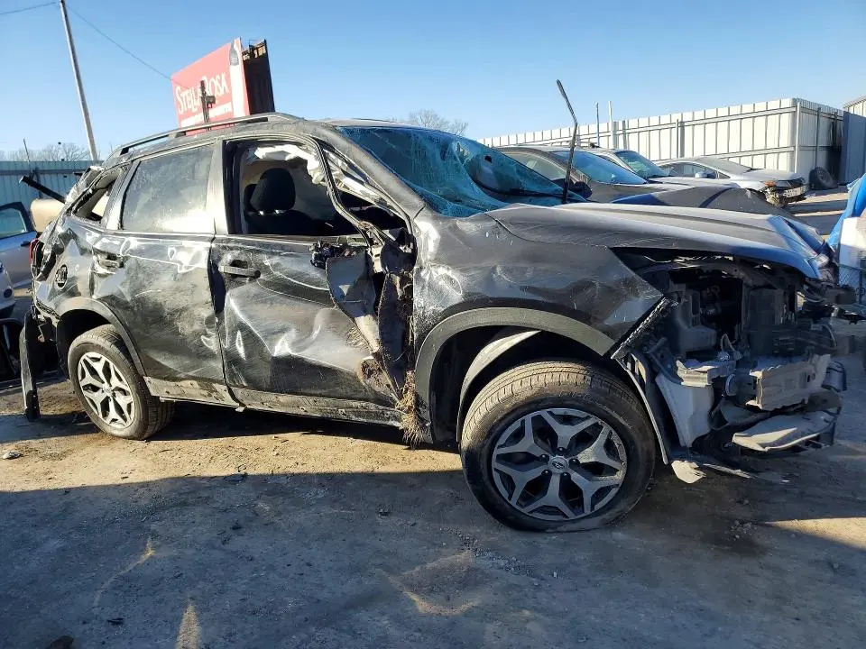 2020 SUBARU FORESTER PREMIUM  