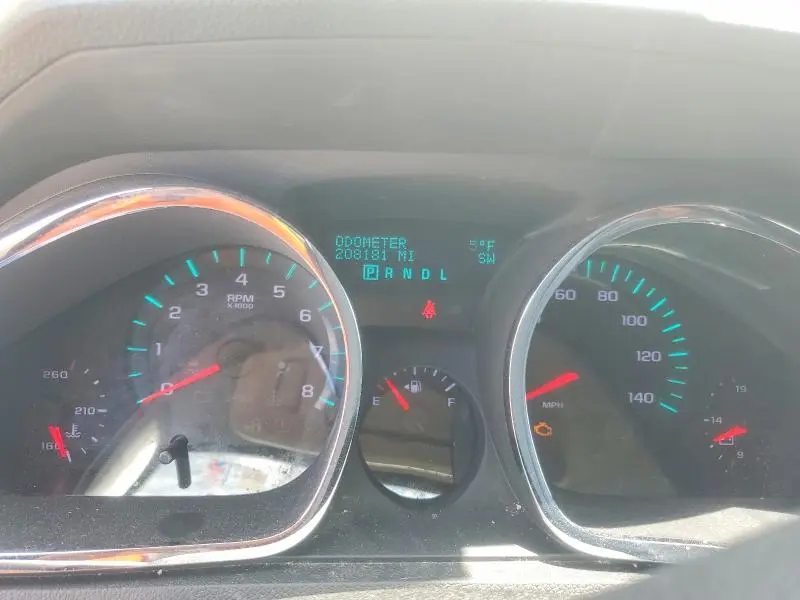 2011 CHEVROLET TRAVERSE LT  