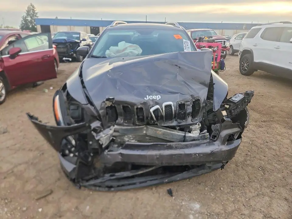 2017 JEEP CHEROKEE LATITUDE  