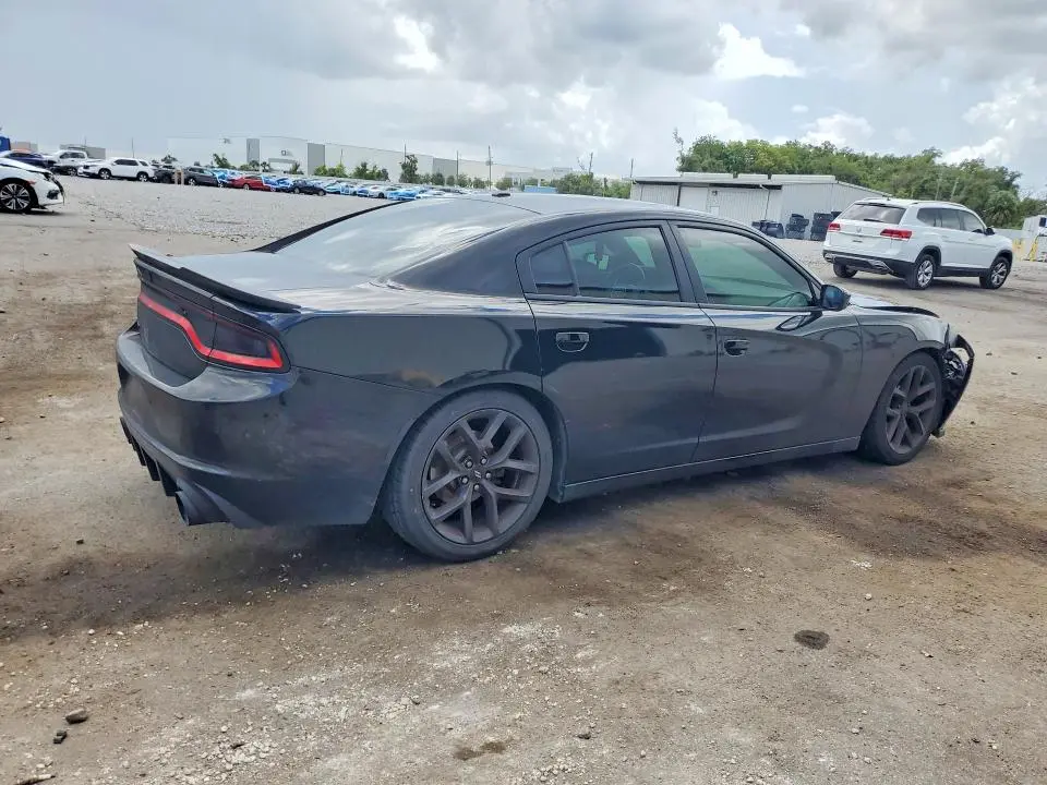 2019 DODGE CHARGER SXT  