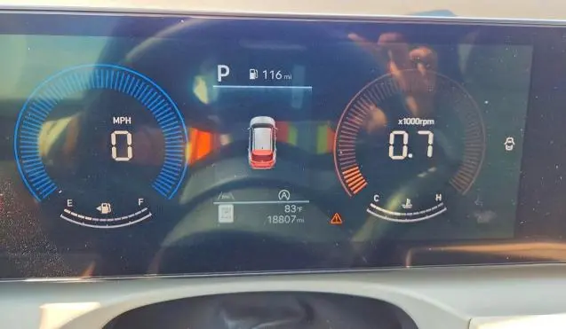 2025 HYUNDAI TUCSON SEL  
